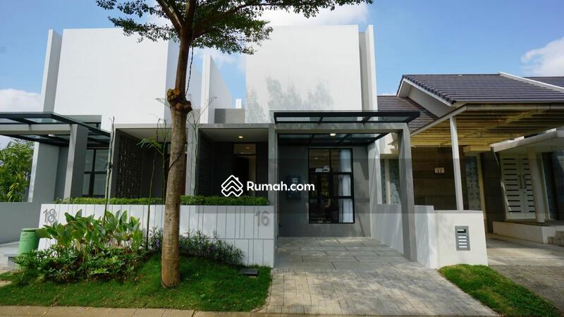 Material dan Jasa 1 Tahun